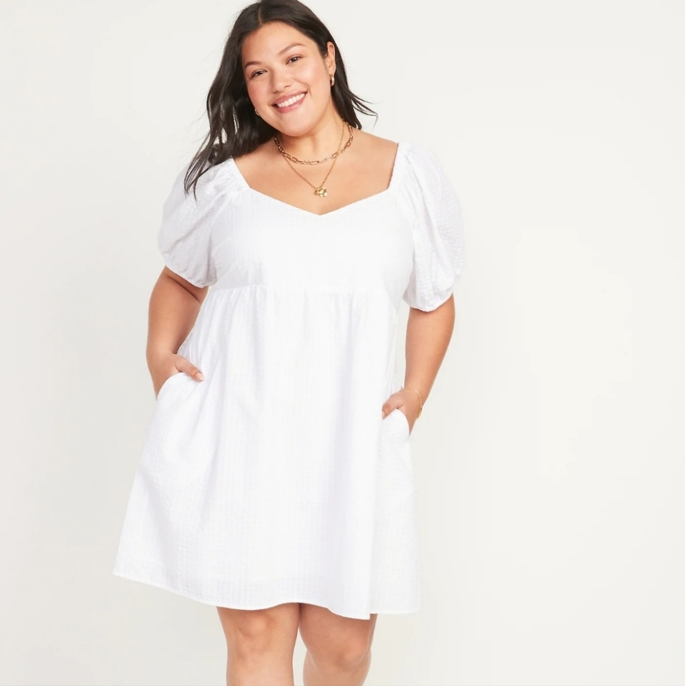 Dress with pockets